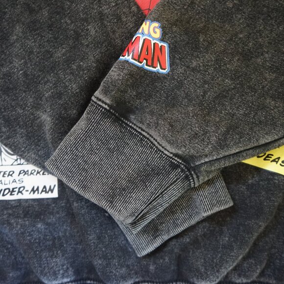 Life Group Marvel The Amazing Spider-Man Unisex XL Sweater - Picture 14 of 14